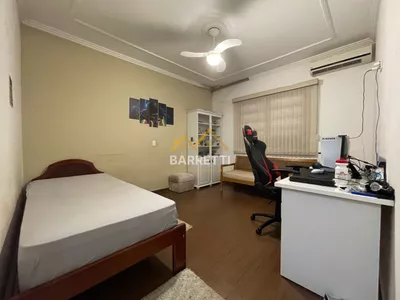 Chácara à venda no bairro Santa Rita, com 727 m² de construção, 6 quartos (sendo 4 suítes), piscina e 8 vagas de garagem - Foto 27