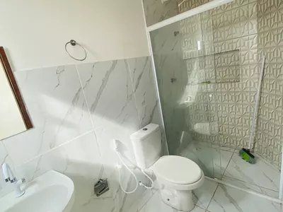 Vendo ótimo apartamento de 2 quartos com suíte, pronto para morar, apto no 2º andar - Foto 11
