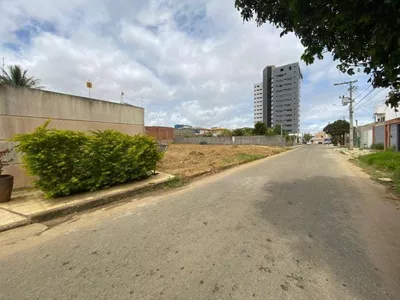 Atenção investidores! Terreno Plano em rua Asfaltada à Venda, em Bairro Candeias, próximo a Av. - Foto 7