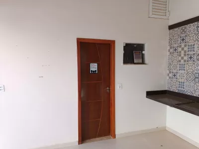 Casa duplex de 3 quartos sendo 2 suítes, piscina, espaço gourmet com churrasqueira depósito e ban - Foto 53