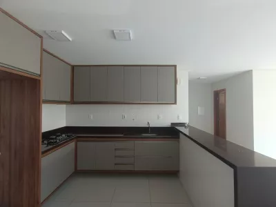 Casa duplex de 3 quartos sendo 2 suítes, piscina, espaço gourmet com churrasqueira depósito e ban - Foto 55