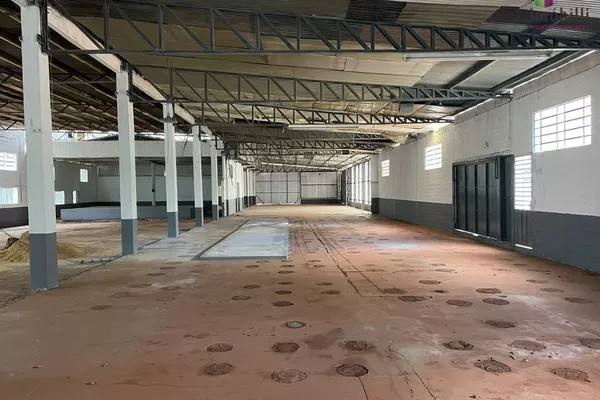 Barracão com 1.000m2 frente para PR 493 - Foto 5