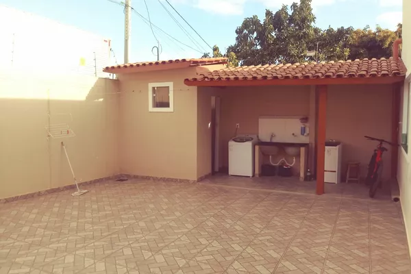 Oportunidade para investidores! Casa alugada à venda, com Habite se Comercial no Candeias com rua - Foto 3