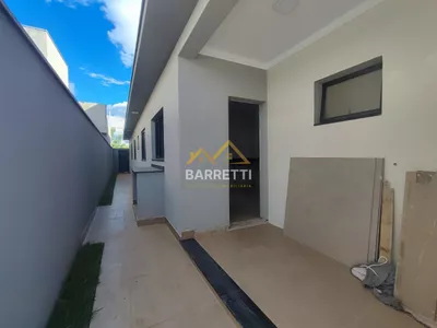 Casa à venda no Condomínio Belmonte com 3 quartos, sendo 1 suíte, 4 banheiros, piscina e 4 vagas de garagem - Foto 9