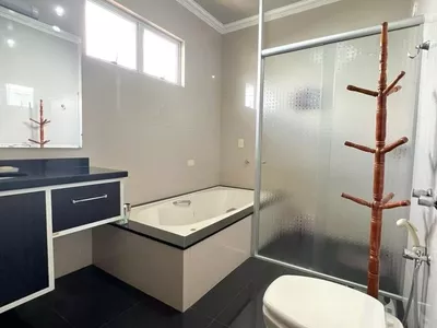 Ampla Casa para venda, Localizada no Bairro  La Salle, na cidade de Pato Branco-PR - Foto 25