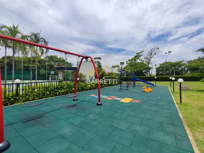 Sobrado à venda, com 305m², 3 suítes, 5 banheiros, piscina e 4 vagas de garagem no condomínio Villa D'Aquila - Foto 45