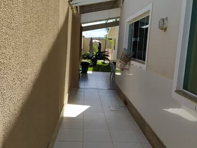 Casa Alto Padrão com 05 suítes, poço artesiano e energia solar em ótima localização no Bairro - Foto 11