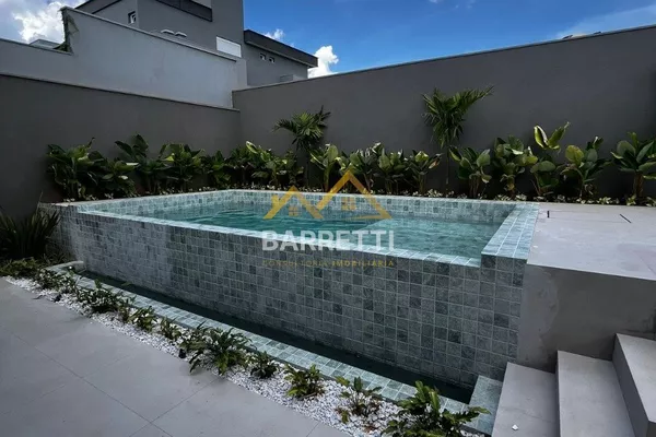 Casa em Condomínio Fechado com 240 m² em Villa Piemonte - Foto 1