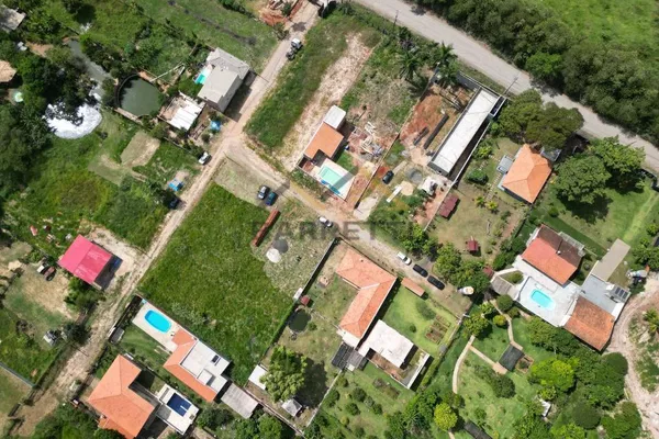 Terreno à venda de 896 m² no Condomínio Santa Felicidade, no Distrito Tupi - Foto 6