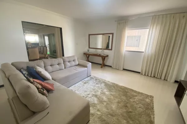 Apartamento térreo à venda, com 4 quartos sendo 2 suítes, com excelente acabamento, garagem para - Foto 5