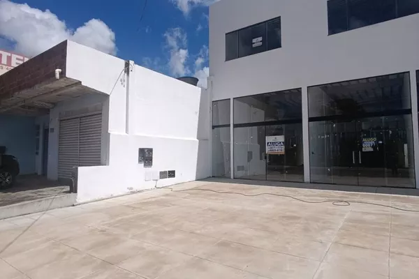 Sala/Andar para locação, 1º ANDAR, em frente Mix Mateus, na Av. Juracy Magalhães, Vitória da C - Foto 1