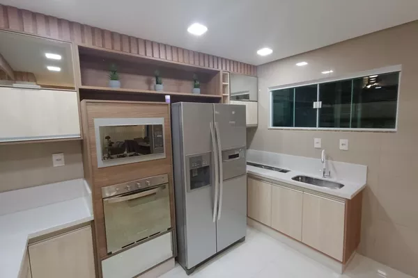 Casa com 5 quartos sendo 3 suítes, área gourmet com jacuzzi, piscina aquecida, em Bairro Boa Vista - Foto 6