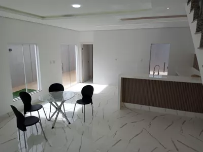 Casa duplex 3 suítes sendo 1 com closet e outra com varanda + vaga de garagem para 4 carros com 1 - Foto 14