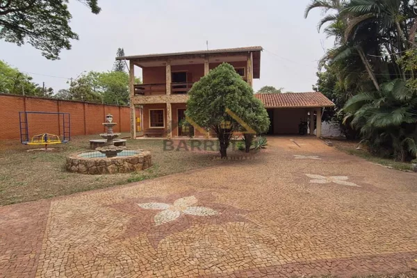 Chácara à venda com 6 dormitórios, sendo 2 suítes, 5 banheiros e 10 vagas de garagem - Foto 4