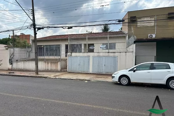 Londrina - Casa Sobrado - 6 salas - Jardim Bancários - Foto 1