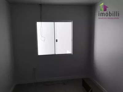 Casa de Alvenaria com sobra de terreno nos fundos - Foto 13