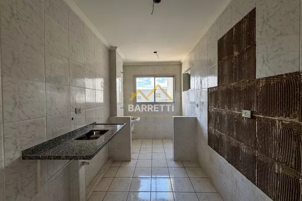 Apartamento à venda no bairro Jardim Caxambu, com 72m², três quartos, sendo uma suíte, e uma vaga de garagem - Foto 2