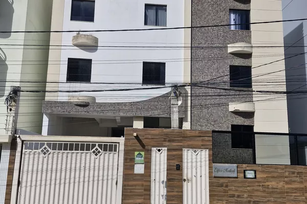 Apartamento 2/4 1⁰ andar Próximo a Chame Chame à Venda, Candeias, Vitória da Conquista, BA - Foto 1