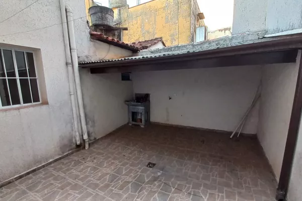 Casa à venda no centro de Capivari, com 100 m², 3 quartos e 2 banheiros - Foto 4