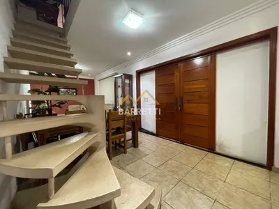 Chácara à venda no bairro Santa Rita, com 727 m² de construção, 6 quartos (sendo 4 suítes), piscina e 8 vagas de garagem - Foto 18