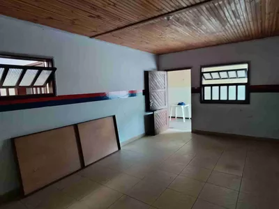 Conjunto comercial para locação com 6 salas, 3 banheiros, pátio grande no Alto Maron, Vitória da - Foto 10