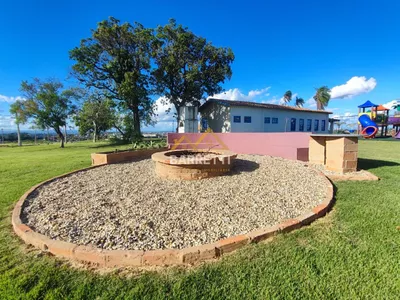 Casa à venda no Condomínio Belmonte, com 195 m², três quartos, quatro banheiros, piscina e duas vagas de garagem - Foto 42