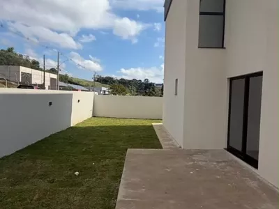 Sobrado Novo de esquina no Bairro Fraron - Foto 4