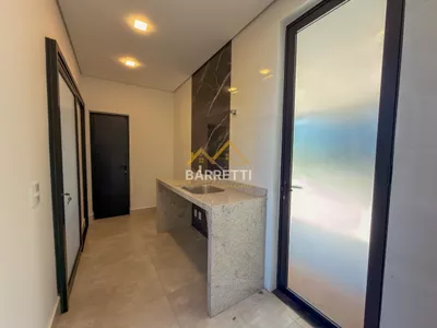Sobrado à venda, com 305m², 3 suítes, 5 banheiros, piscina e 4 vagas de garagem no condomínio Villa D'Aquila - Foto 14