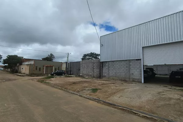 Galpão de 180m2 a venda, construído em terreno de esquina de 600mts, localizado no Bairro Jurema, - Foto 1