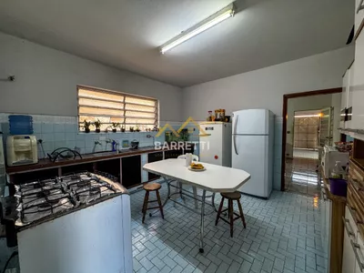 Casa à venda no bairro Vila Independência, com 116 m², 2 quartos, área de luz e 3 vagas de garagem - Foto 5