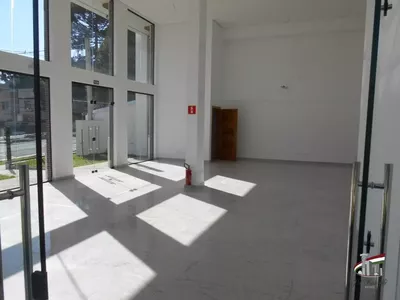 Loja com 100² de esquina no Água Verde para locação - Foto 13