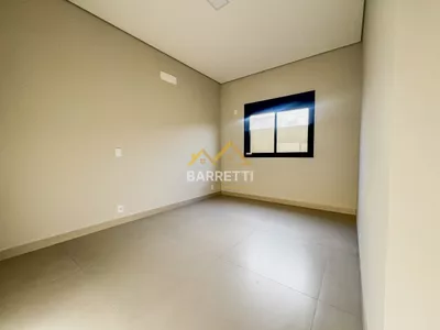 Casa à venda no Residencial Canadá com 152 m², 3 quartos (2 suítes), piscina e 2 vagas de garagem - Foto 10