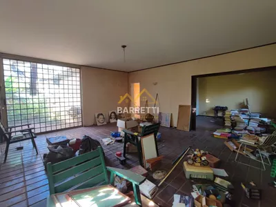 Casa à venda com 1.212 m², contendo quatro quartos, três salas, quatro banheiros e quatro vagas de garagem - Foto 14