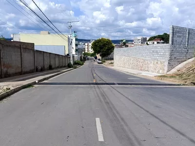 Casa com 2 Kitnetes AV Filipinas à Venda, Felícia, Vitória da Conquista, BA - Foto 48