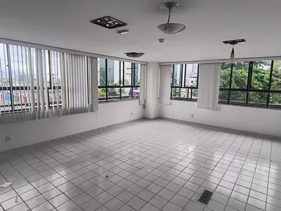 Sala Comercial à Venda no Ed. Gil Moreira, Bairro Recreio em Vitória da Conquista - Foto 9