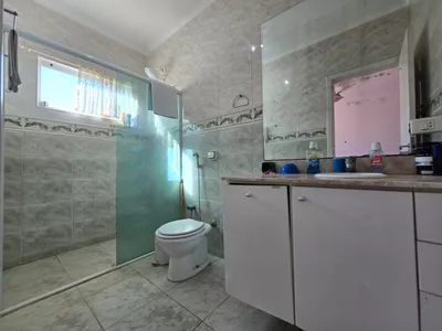 Sobrado à venda de 282m² com 4 quartos suítes, 6 banheiros, piscina e 6 vagas de garagem no condomínio Terras de Piracicaba IV - Foto 33