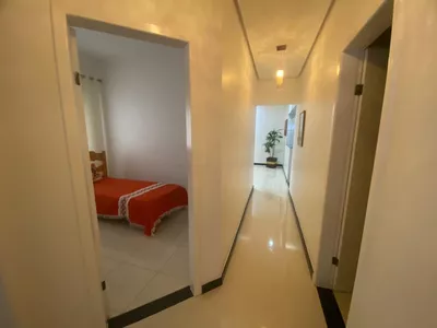 Apartamento térreo à venda, com 4 quartos sendo 2 suítes, com excelente acabamento, garagem para - Foto 11