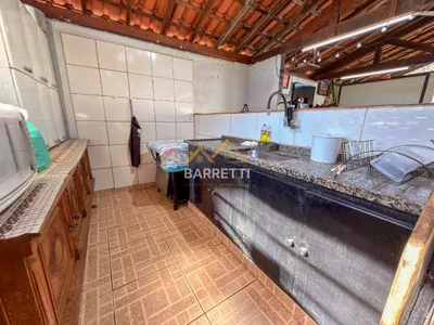 Chácara à venda no bairro Dois Córregos com 347m², 4 quartos sendo 1 suíte, área gourmet e piscina - Foto 28