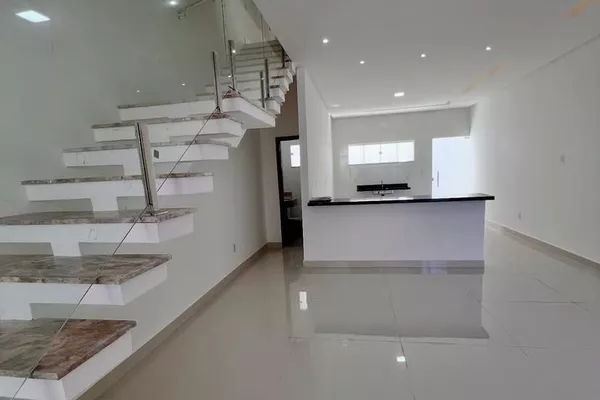 Casa duplex de 3 quartos sendo 1 suíte com varanda pertinho do shopping à venda, Felícia, Vitóri - Foto 6