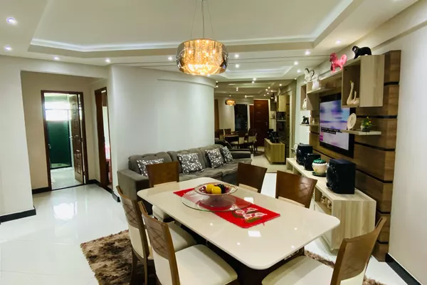 Vendo excelente apartamento de 3 quartos sendo 1 suíte, todo mobiliado, 103M² + 2 Elevadores no Ca - Foto 5