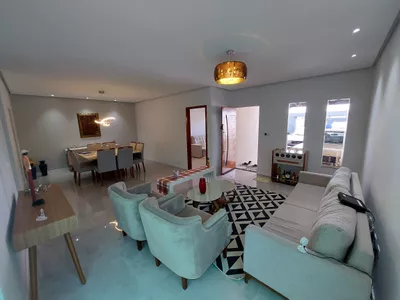 Casa de 4 suítes + dependência , cozinha e quartos planejados, piscina aquecida, energia solar ? - Foto 4