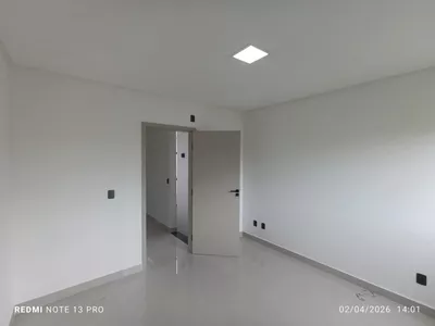 Casa duplex soltas com 3 suítes, sala com 2 ambientes, lavabo, garagem coberta para 2 carros, Alto - Foto 24