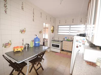 Apartamento com 131 m², com 4 quartos sendo 1 suíte. - Foto 24