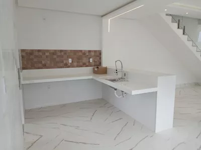 Casa duplex 3 suítes sendo 1 com closet e outra com varanda + vaga de garagem para 4 carros com 1 - Foto 15