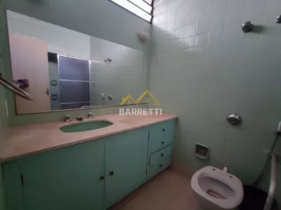 Casa para locação com 1.212 m², contendo quatro quartos, três salas, quatro banheiros e quatro vagas de garagem - Foto 28