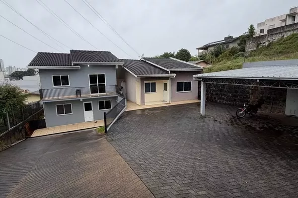 Casa para venda, na Rua Caetano Munhoz da Rocha, Menino Deus, Pato Branco-pr - Foto 2
