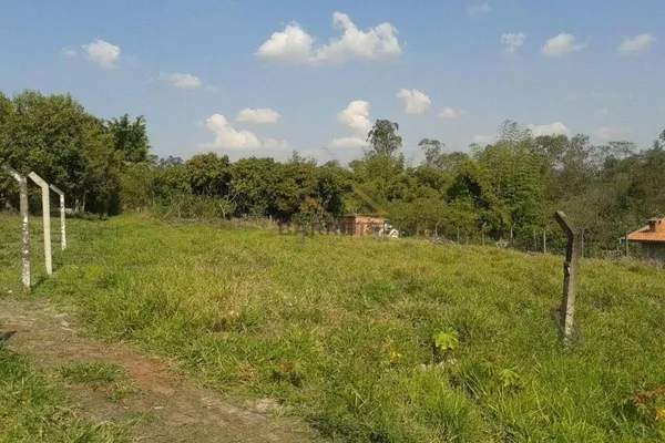 Terreno à venda de 1.500m² no Condomínio Recanto dos Pássaros, em Tupi - Foto 1