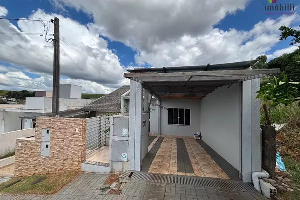 Casa com 03 quartos,  Fraron, Pato Branco - Foto 1