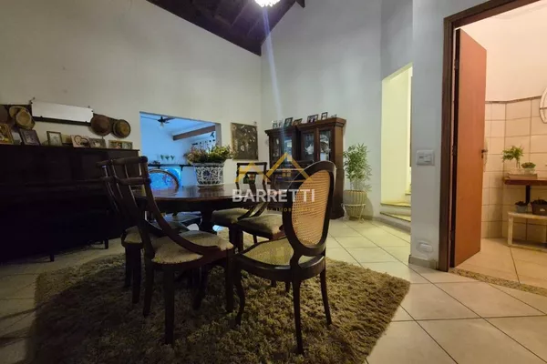 Chácara à venda de 1040m² com 3 quartos (1 suíte), 4 banheiros e 4 vagas de garagem no bairro Santa Rita - Foto 4