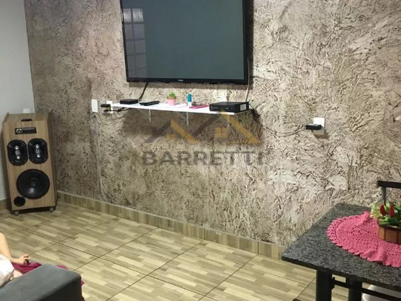 Casa à venda de 175m² com 3 quartos, 1 banheiro e 2 vagas de garagem, localizada no bairro Balbo - Foto Principal